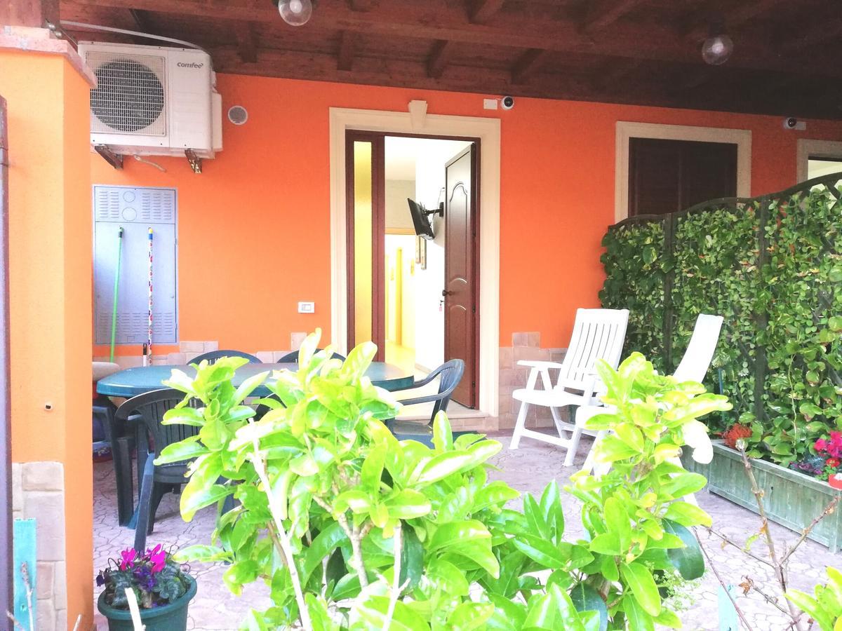 Capo D'Orlando Apartments Eksteriør bilde