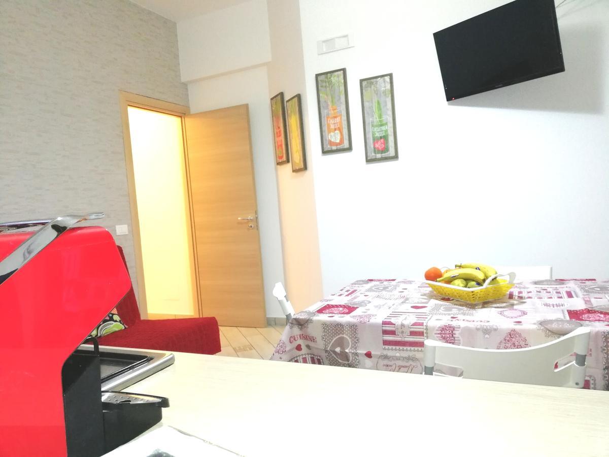 Capo D'Orlando Apartments Eksteriør bilde