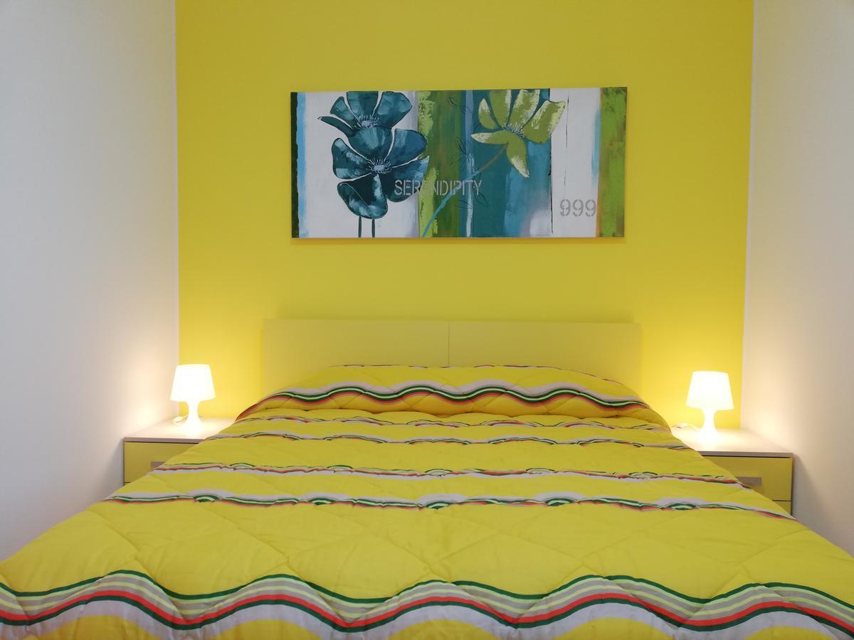 Capo D'Orlando Apartments Eksteriør bilde
